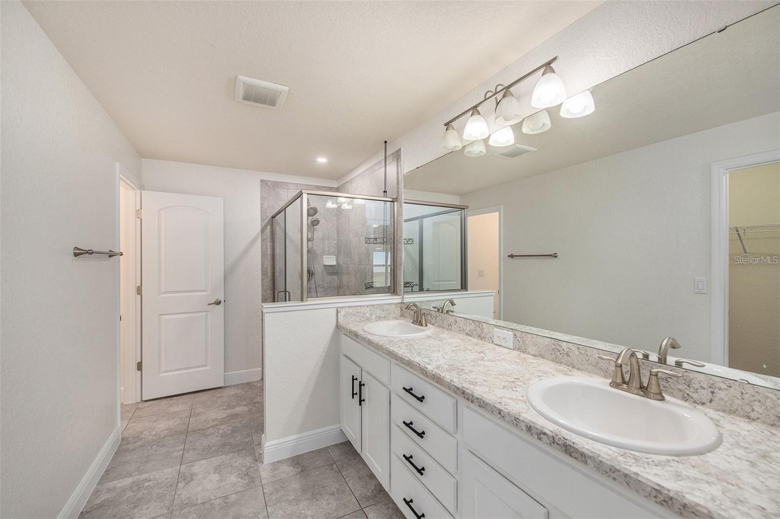 AYERSWORTH GLEN PH 3A - Residential Lease