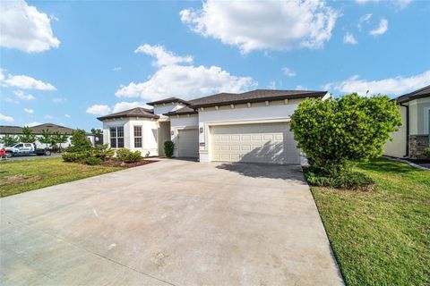 Photo of 8828 SW 61st Loop, Ocala, FL 34481 (MLS # OM724560)