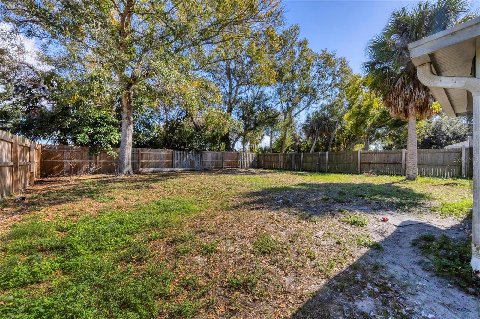 NORTH RIVERSIDE PARK - Residential