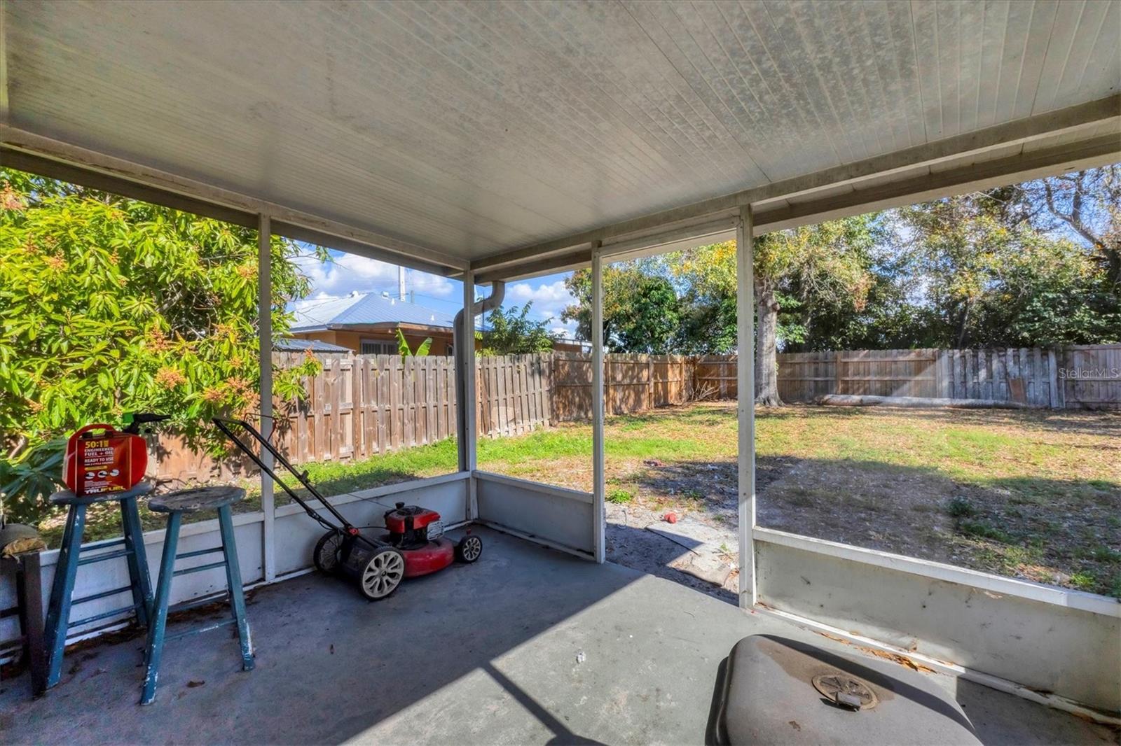 NORTH RIVERSIDE PARK - Residential