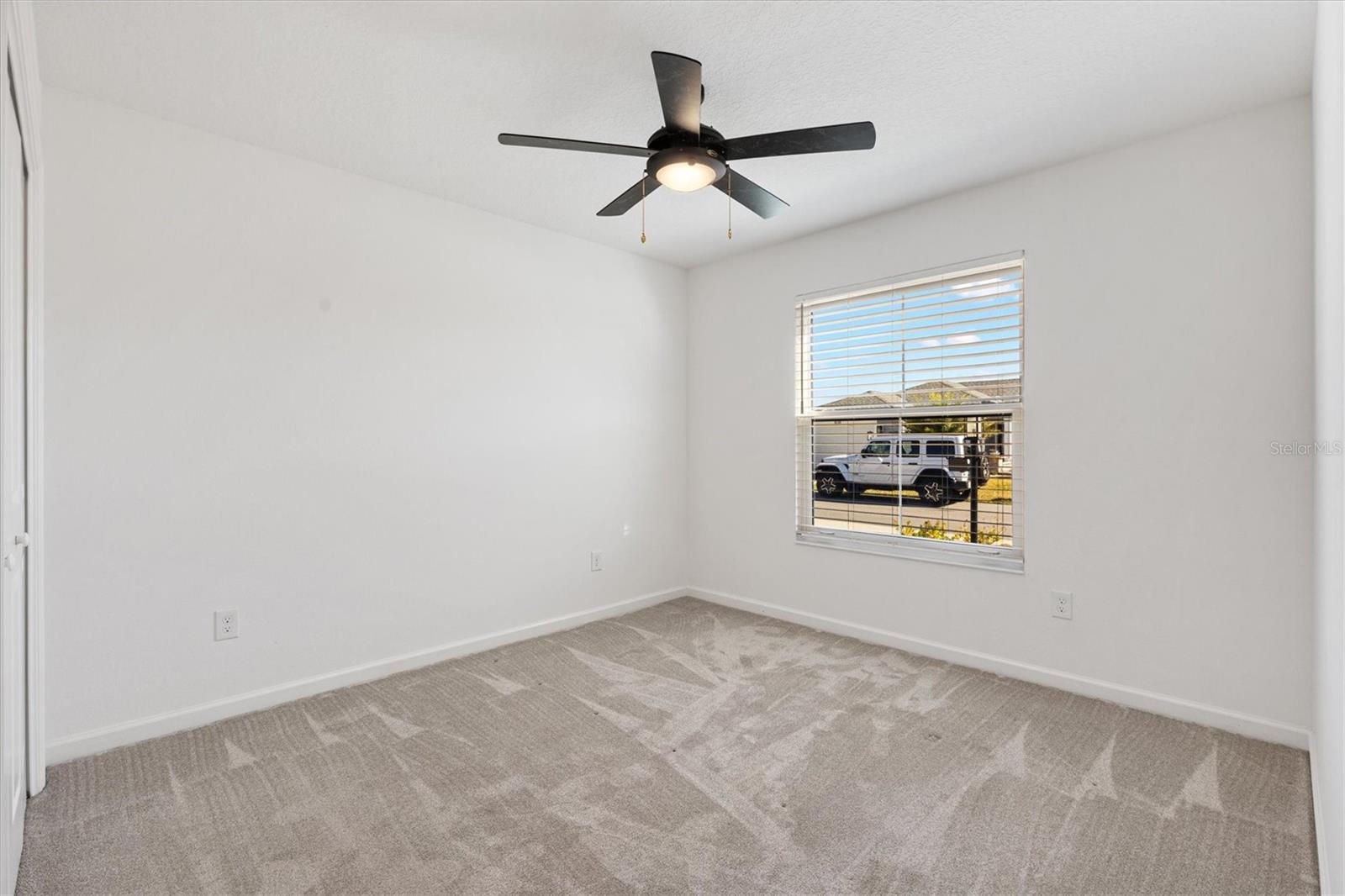 VILLAGES/SOUTHERN OAKS UN 221 - Residential