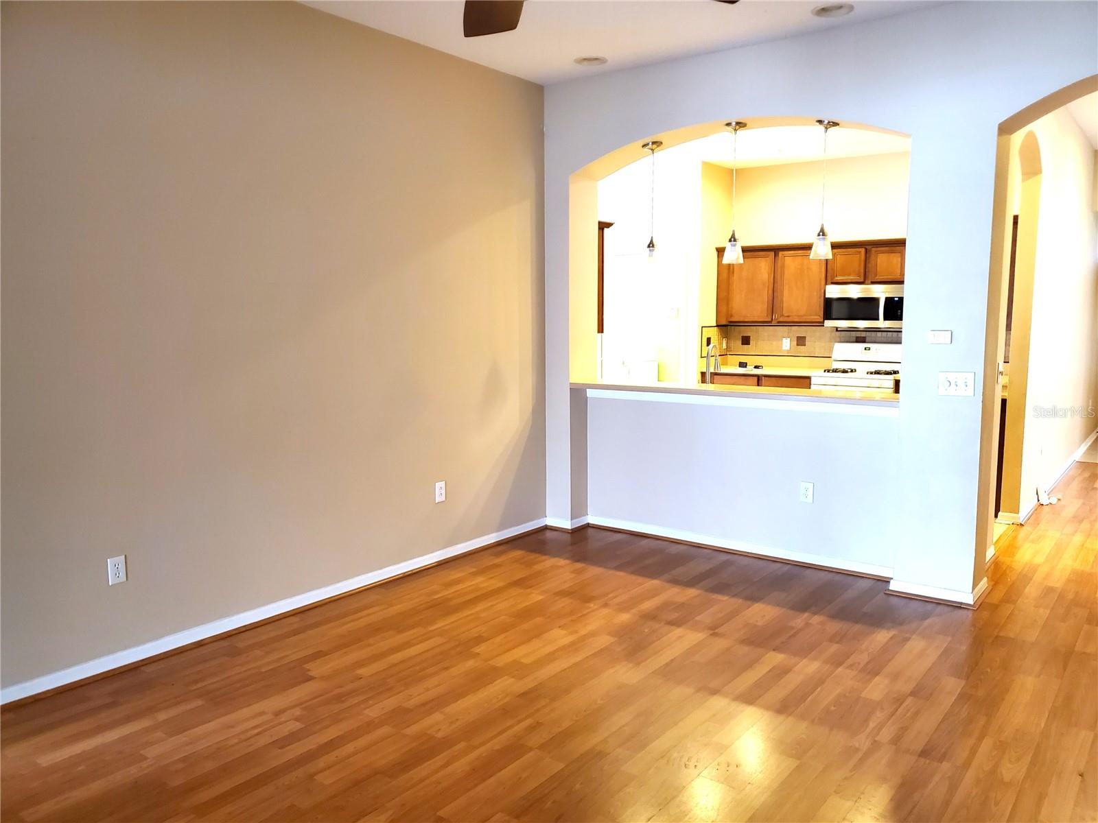 MEADOW POINTE 03 PRCL EE & HH - Residential Lease