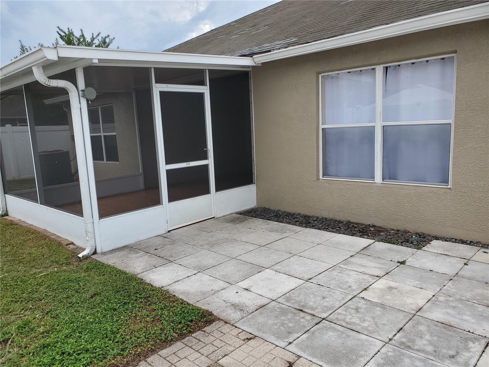 MEADOW POINTE 03 PRCL EE & HH - Residential Lease