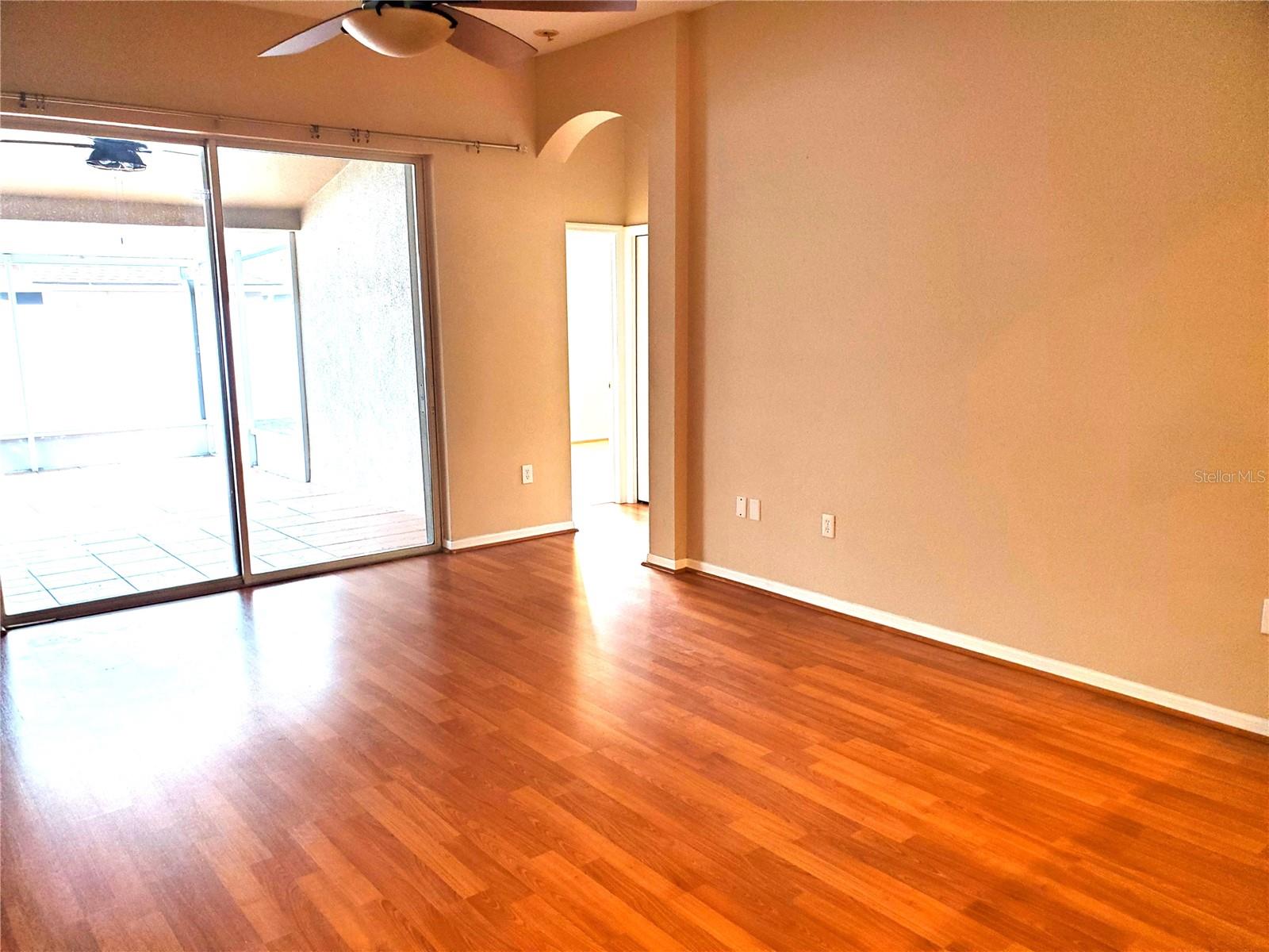 MEADOW POINTE 03 PRCL EE & HH - Residential Lease