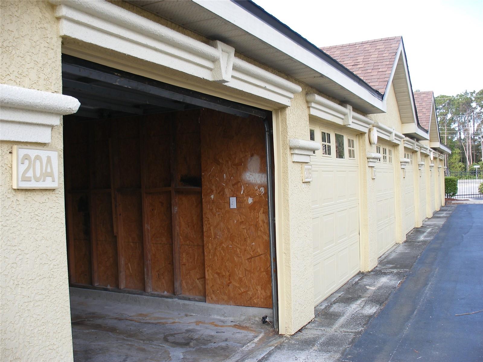 GRAND RESERVE AT KIRKMAN PARKE CONDO - Residential Lease
