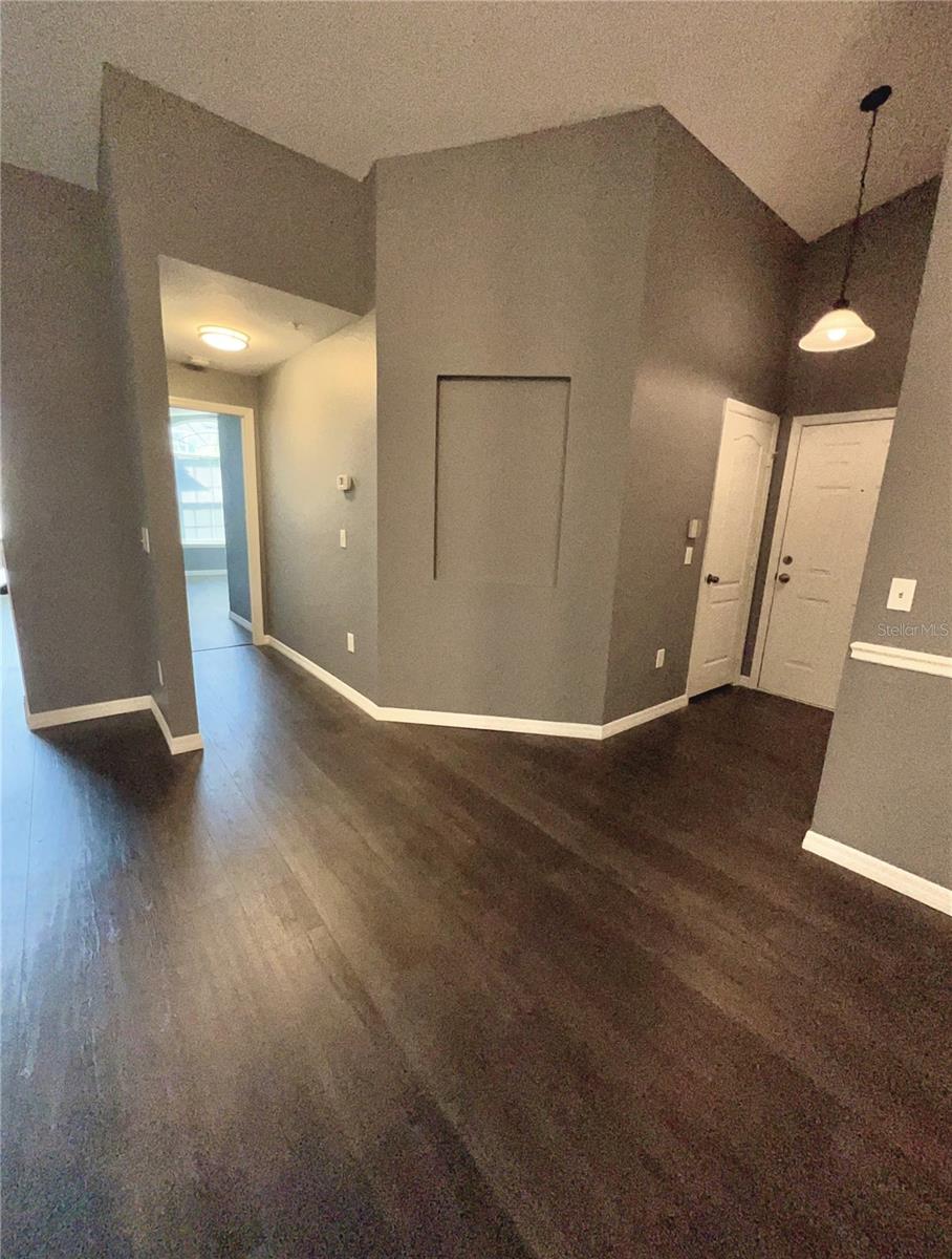 GRAND RESERVE AT KIRKMAN PARKE CONDO - Residential Lease