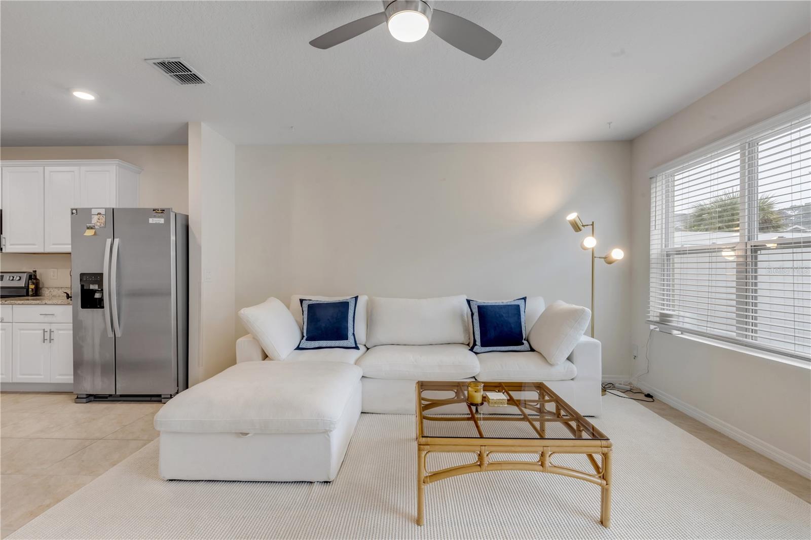 BELLA OAKS - Residential