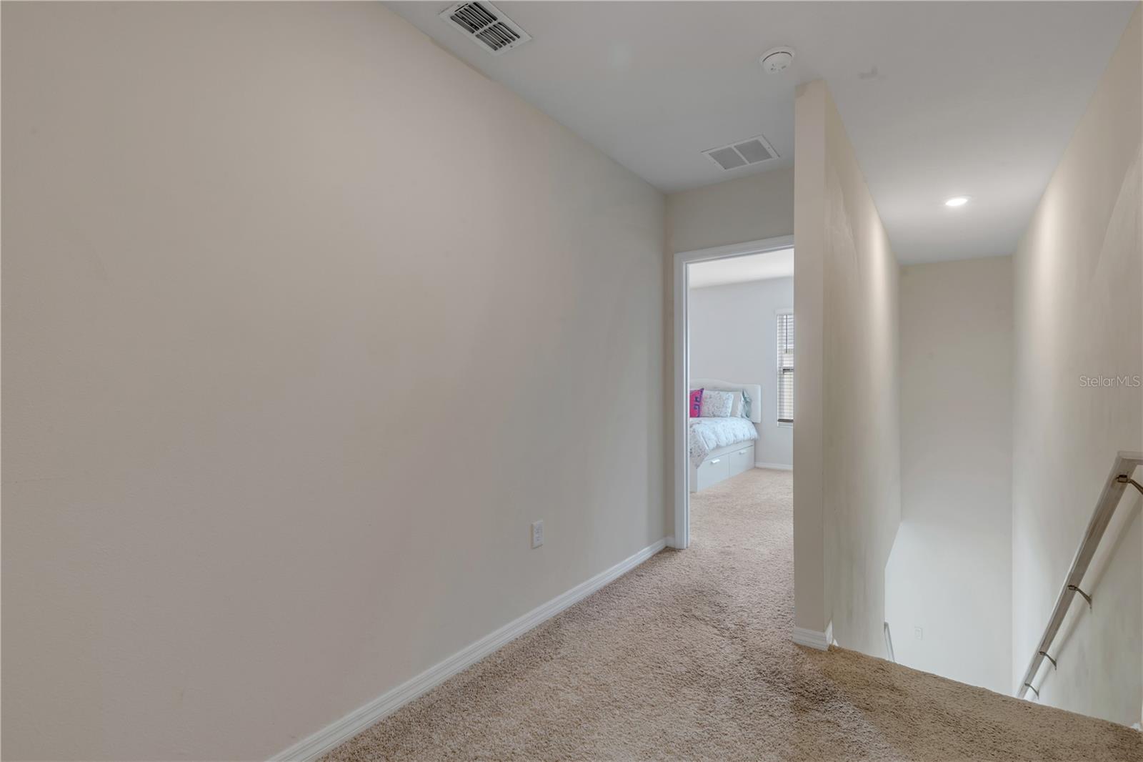 BELLA OAKS - Residential