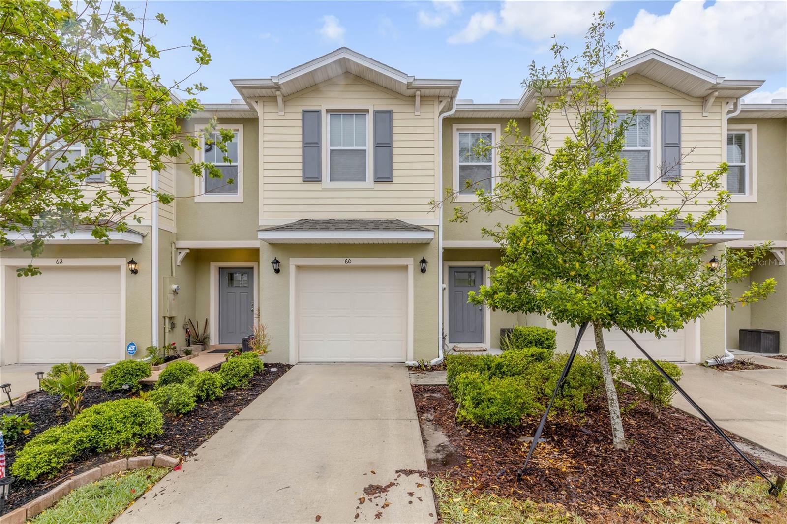 BELLA OAKS - Residential