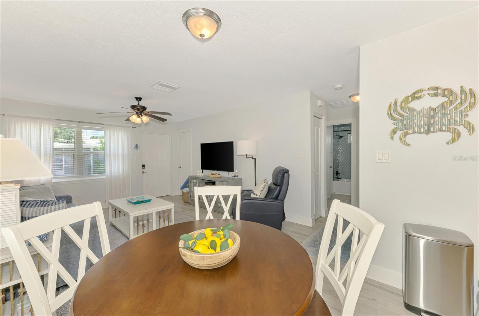 POLYNESIAN GARDENS - Residential Lease