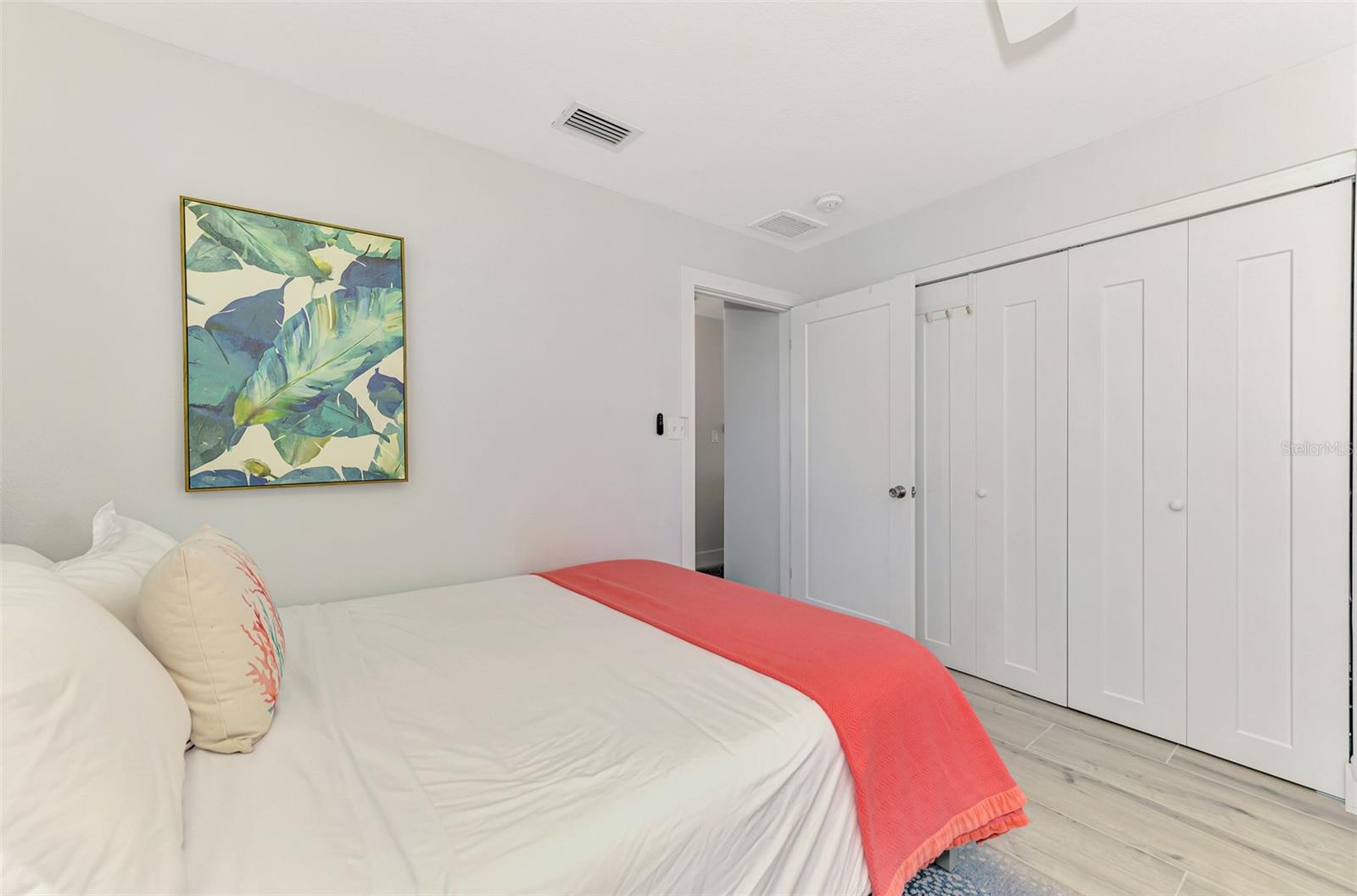 POLYNESIAN GARDENS - Residential Lease