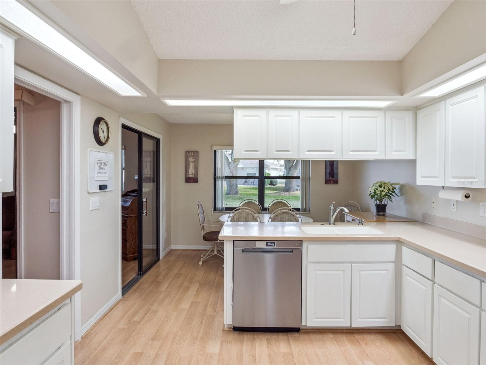 ROYAL HIGHLANDS PH 01 TR B LESS PT LYING W FOL - Residential