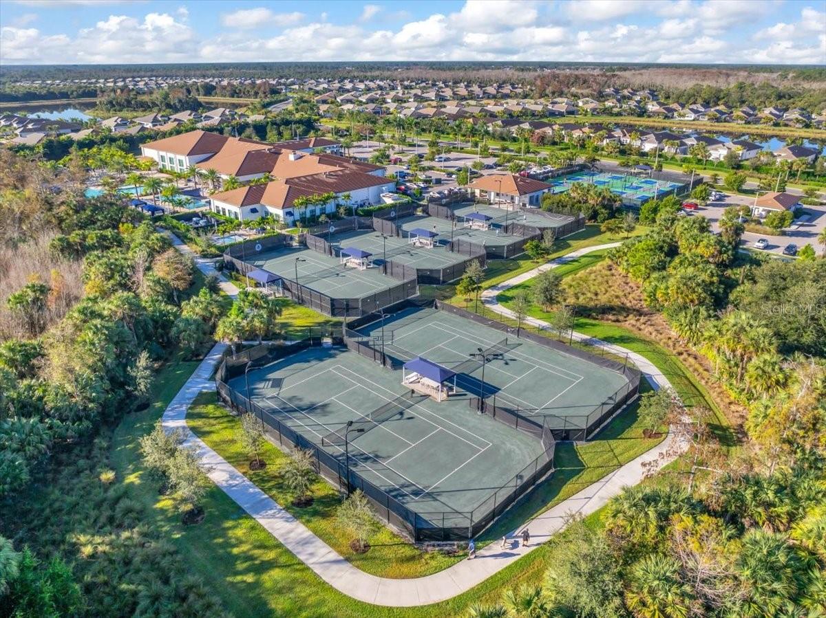 VALENCIA TRAILS - Residential