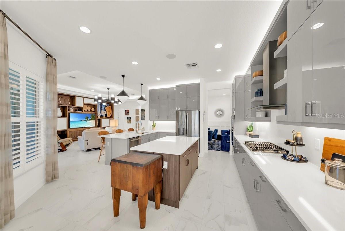 VALENCIA TRAILS - Residential