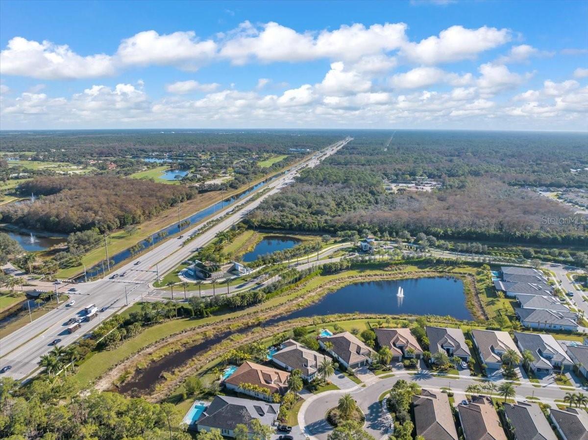 VALENCIA TRAILS - Residential