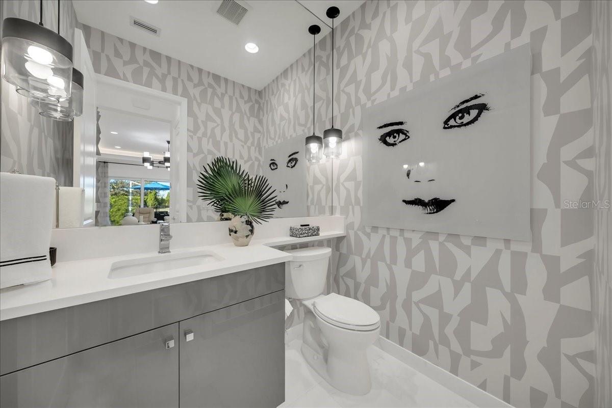 VALENCIA TRAILS - Residential