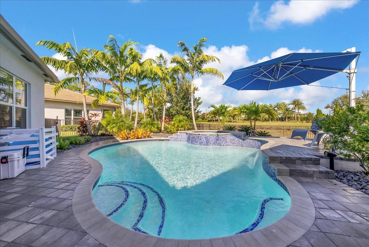 VALENCIA TRAILS - Residential