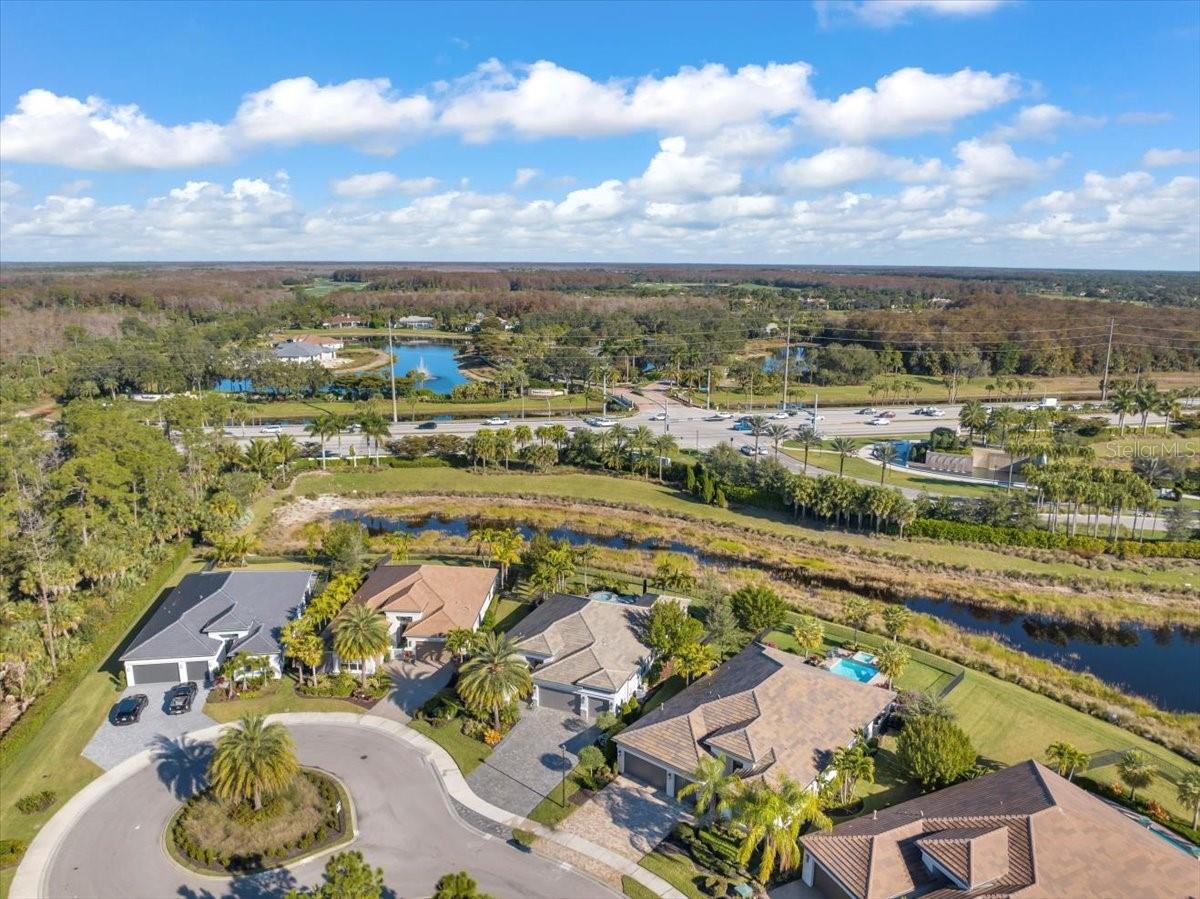 VALENCIA TRAILS - Residential