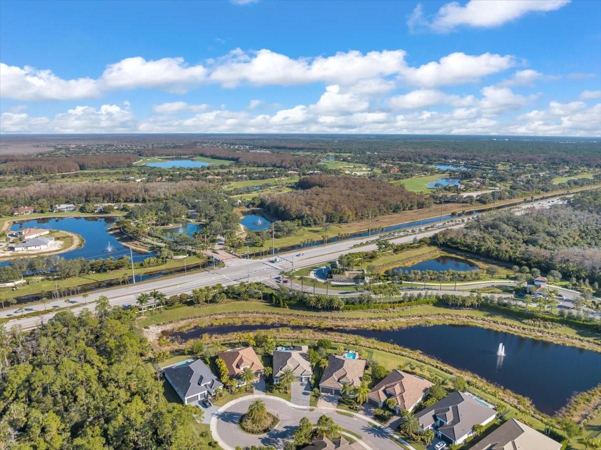 VALENCIA TRAILS - Residential