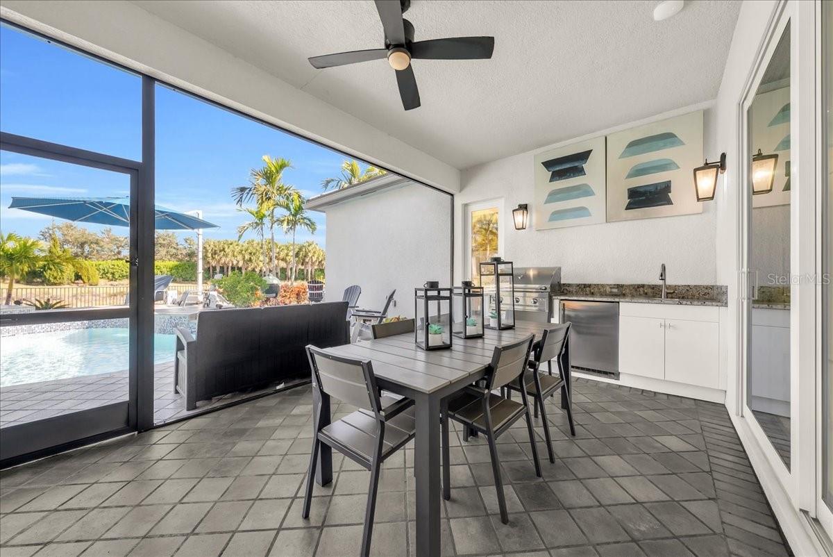 VALENCIA TRAILS - Residential