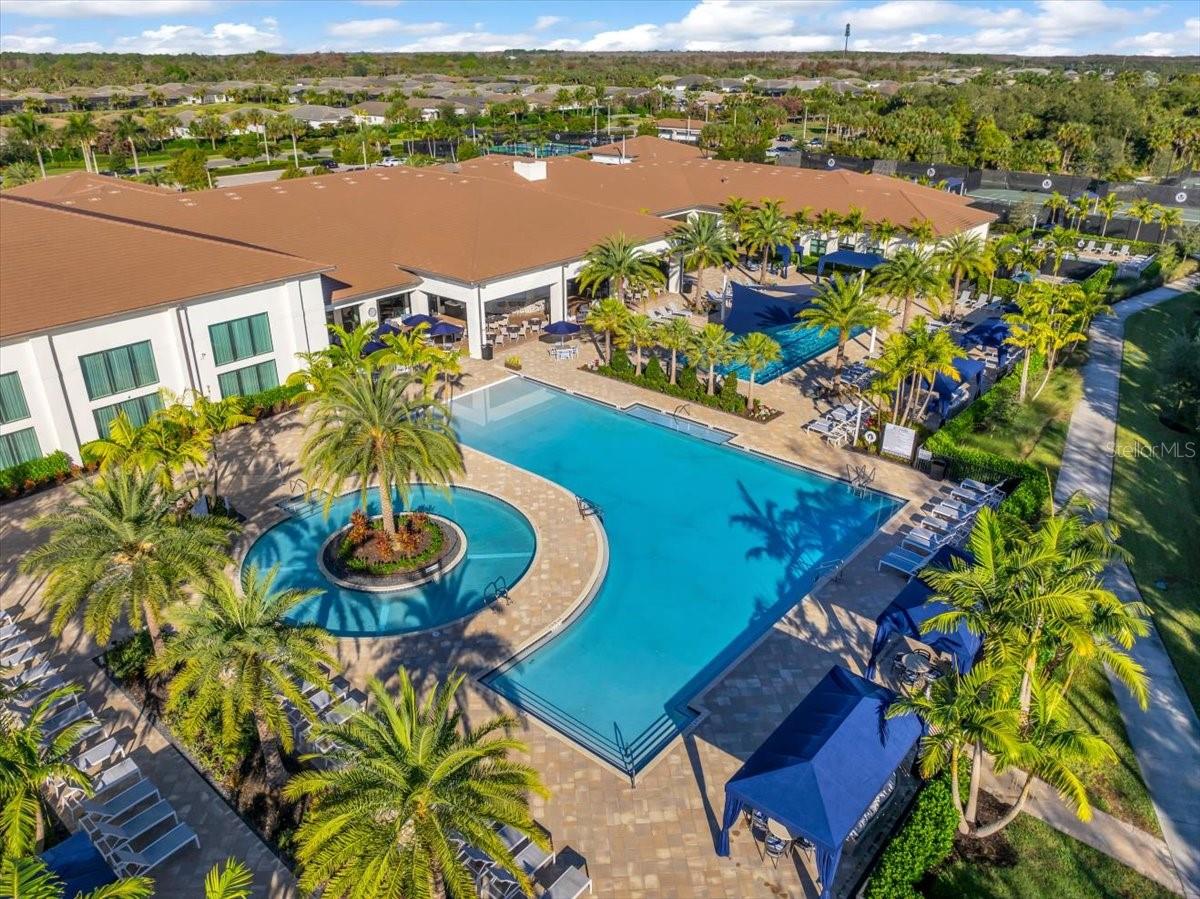 VALENCIA TRAILS - Residential