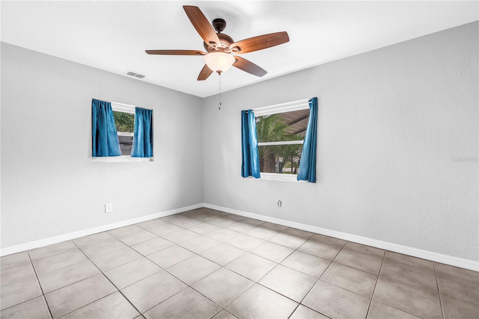 BIG ACRES - Residential
