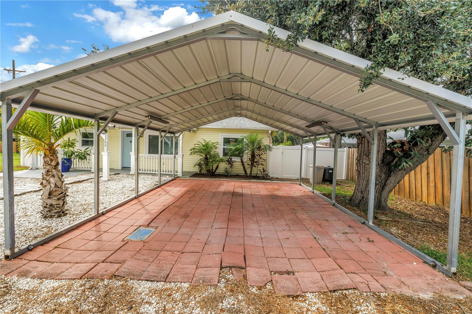 BIG ACRES - Residential