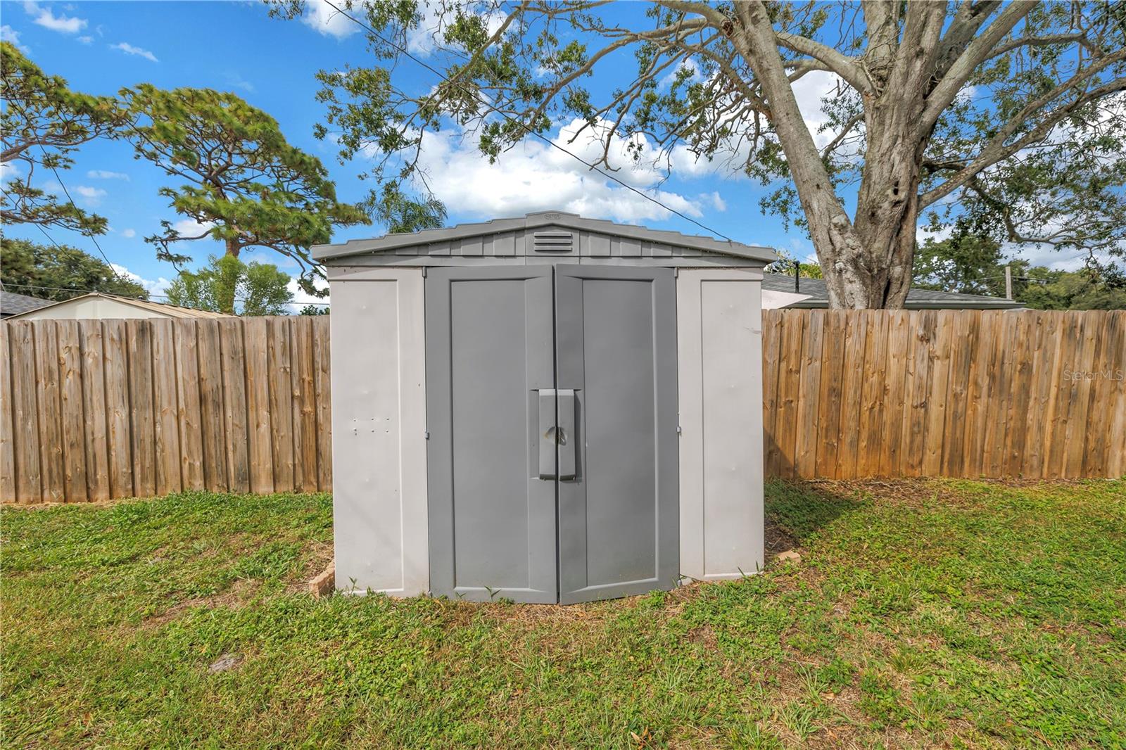BIG ACRES - Residential