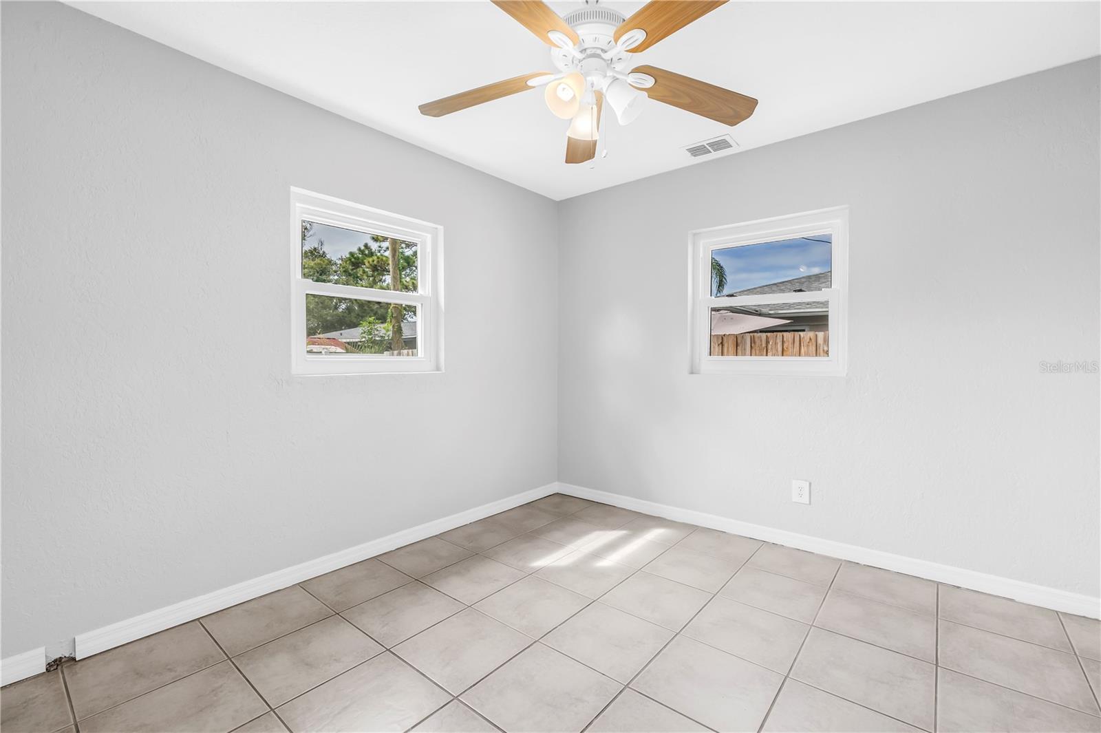 BIG ACRES - Residential
