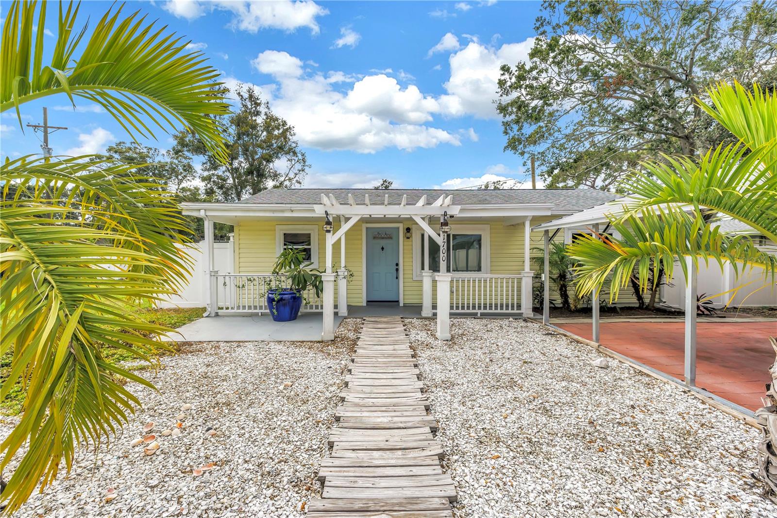 BIG ACRES - Residential