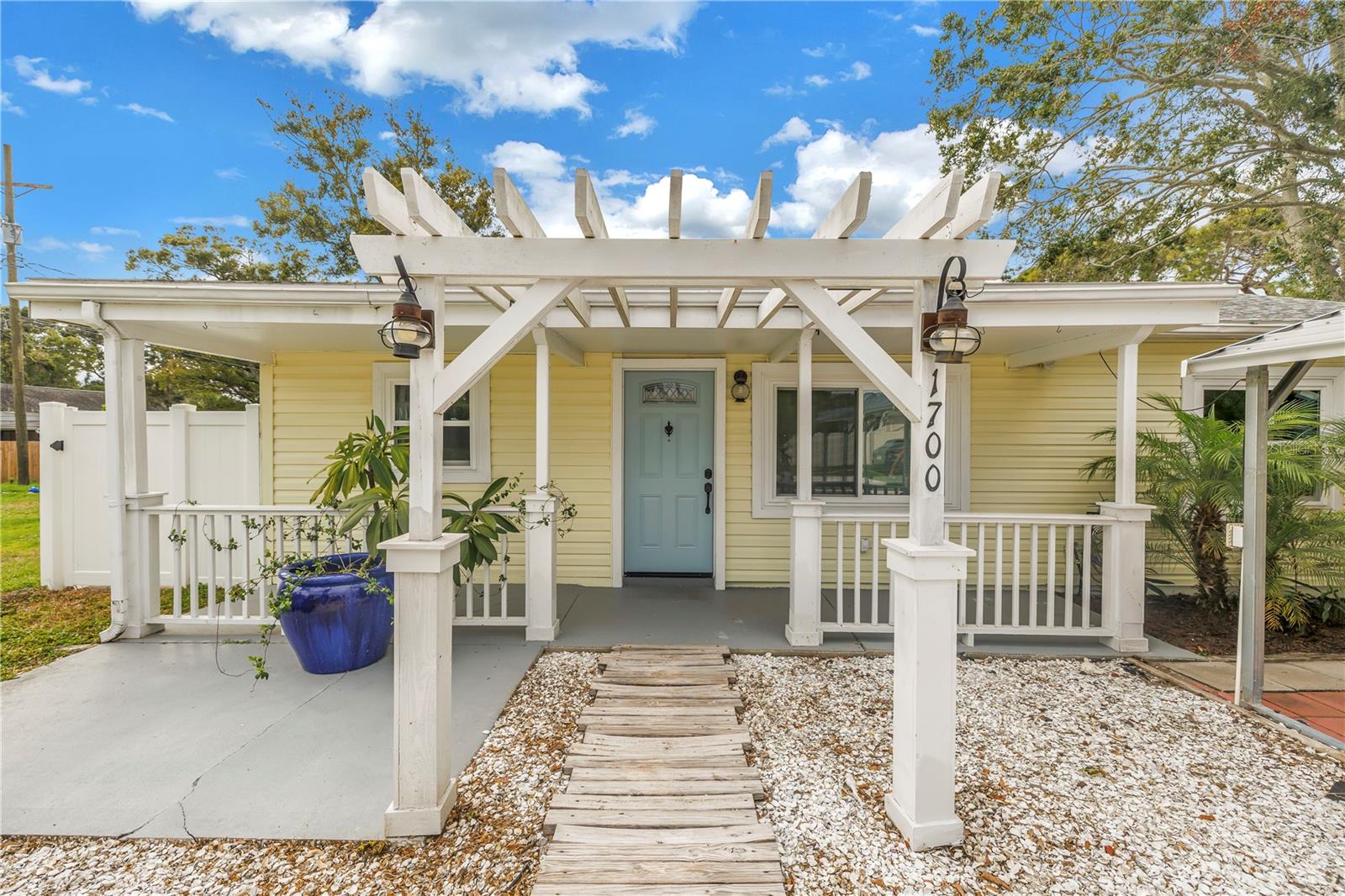BIG ACRES - Residential
