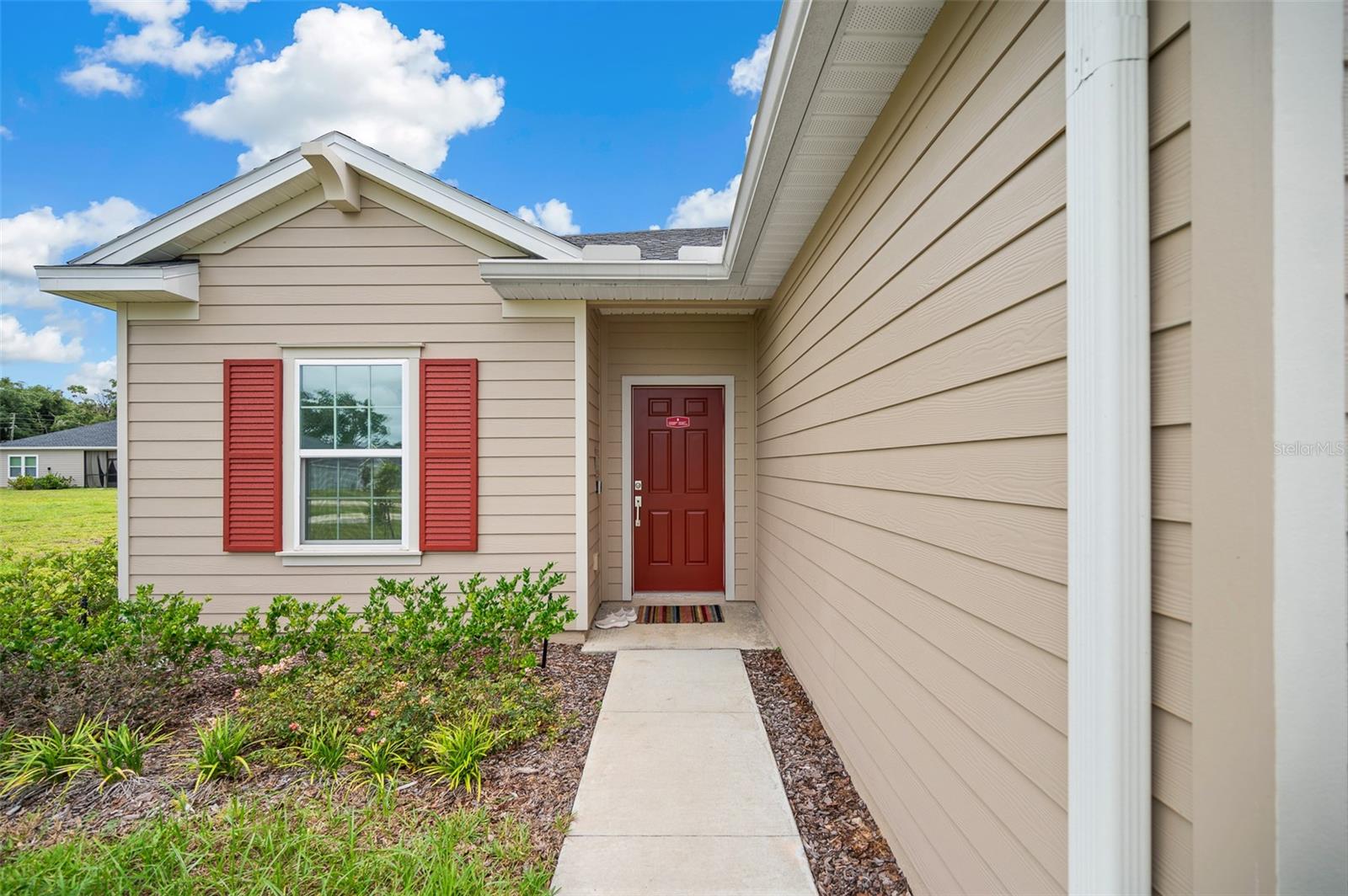 511 NW 4TH TER