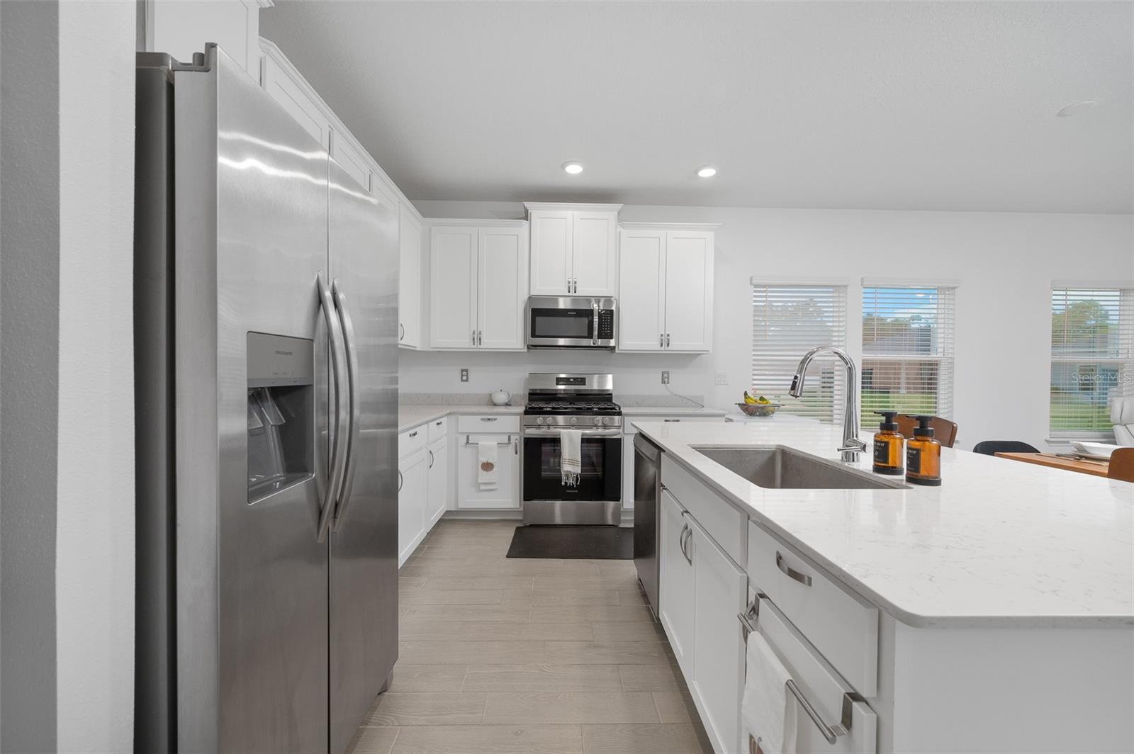 COUNTRY LANE ESTATES - Residential