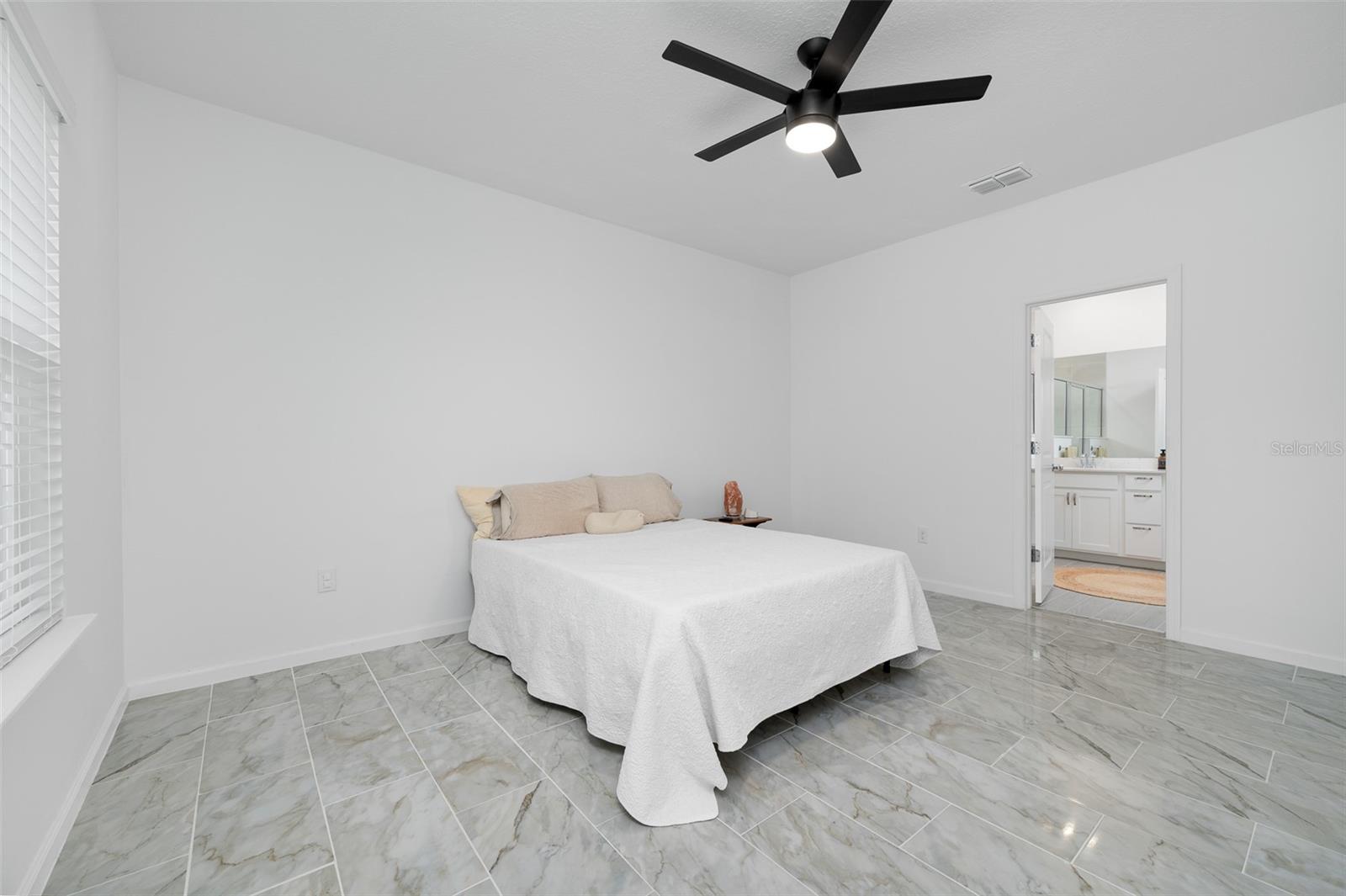 COUNTRY LANE ESTATES - Residential