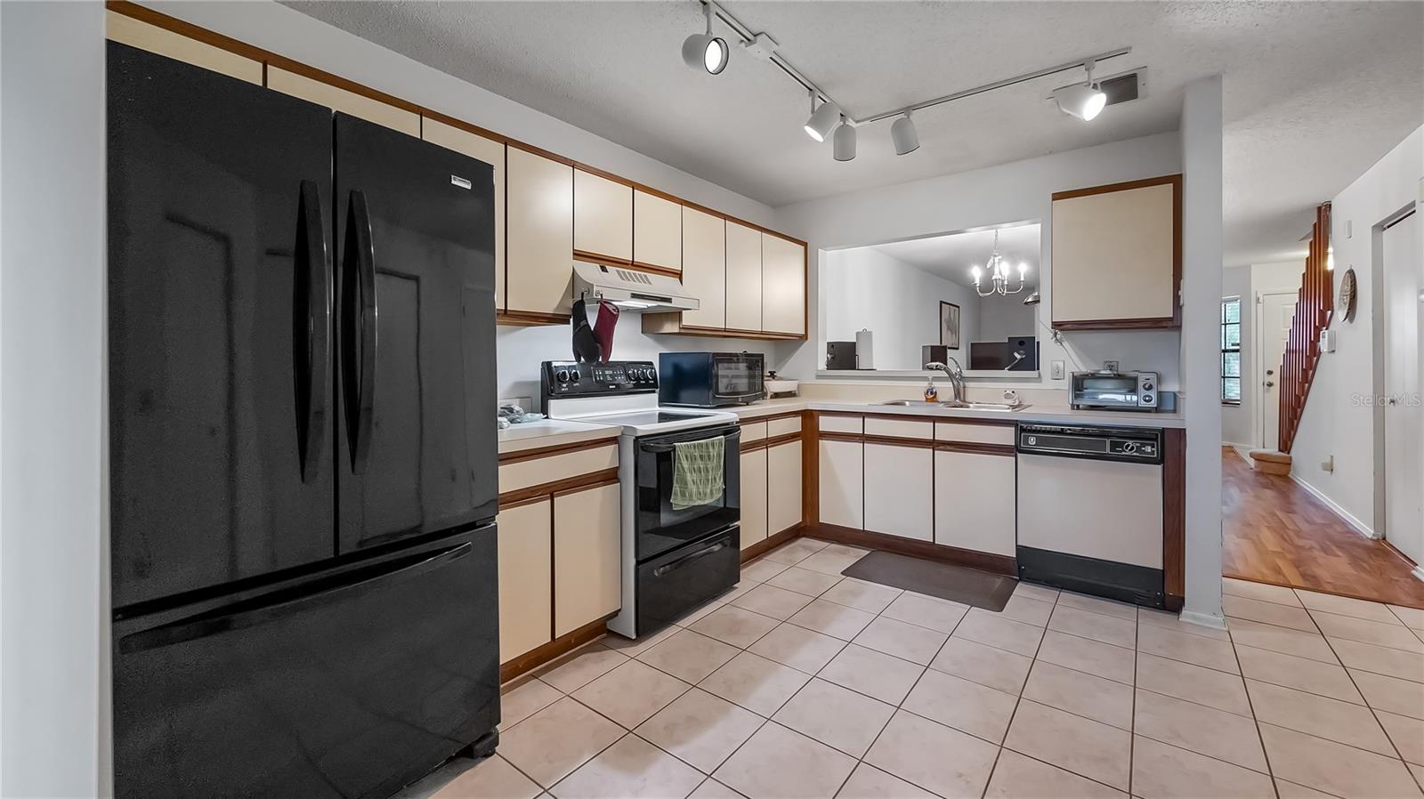 NORTHBRIDGE AT COUNTRY CREEK - Residential