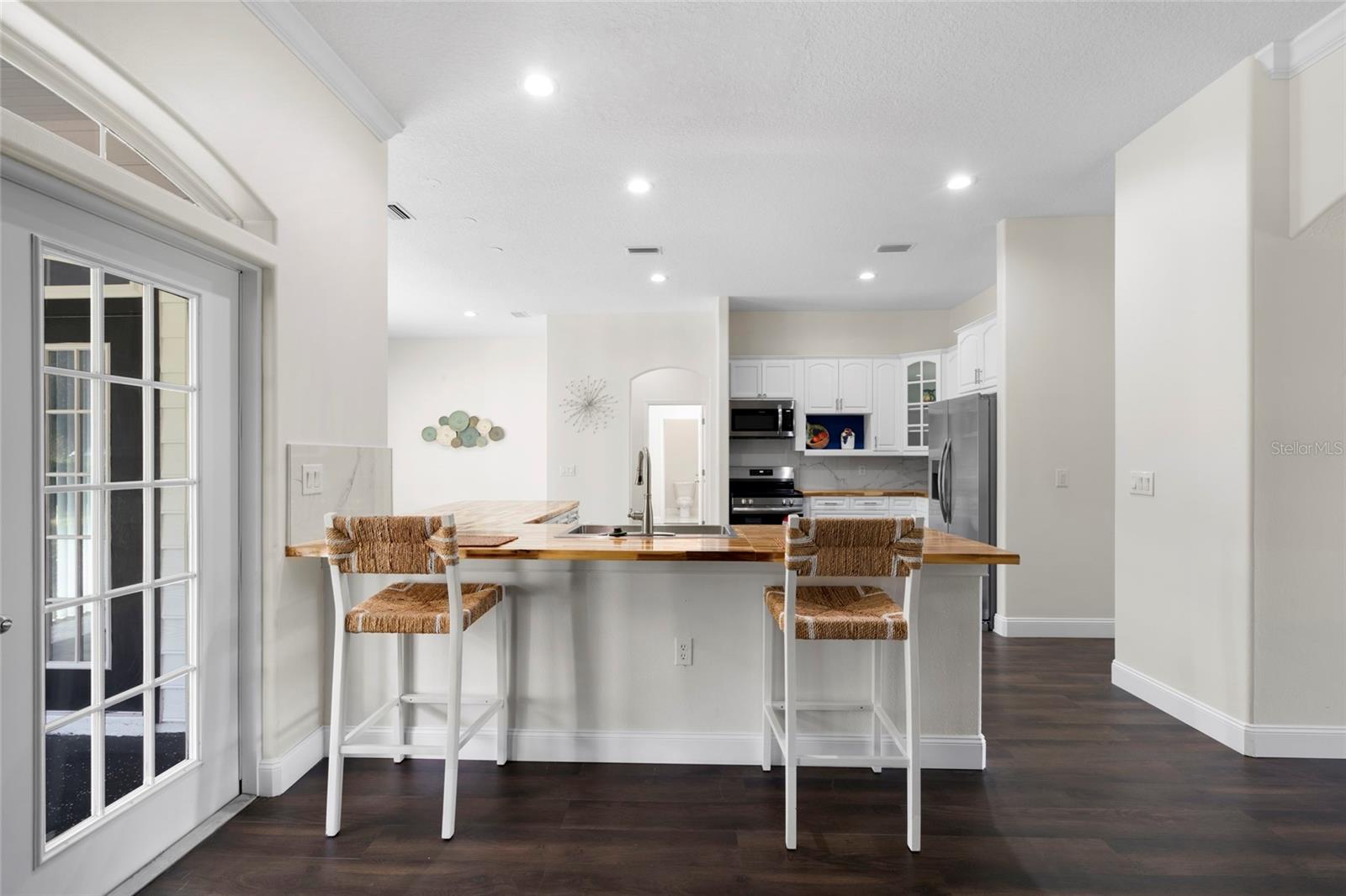 LAKE YALE COVE PH 01 - Residential Lease