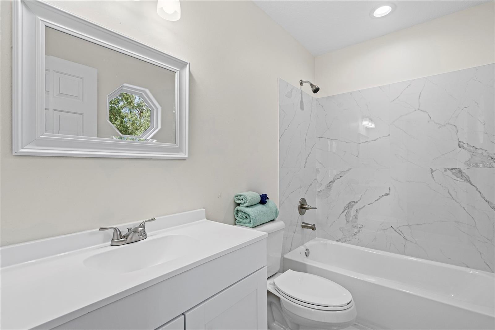 LAKE YALE COVE PH 01 - Residential Lease