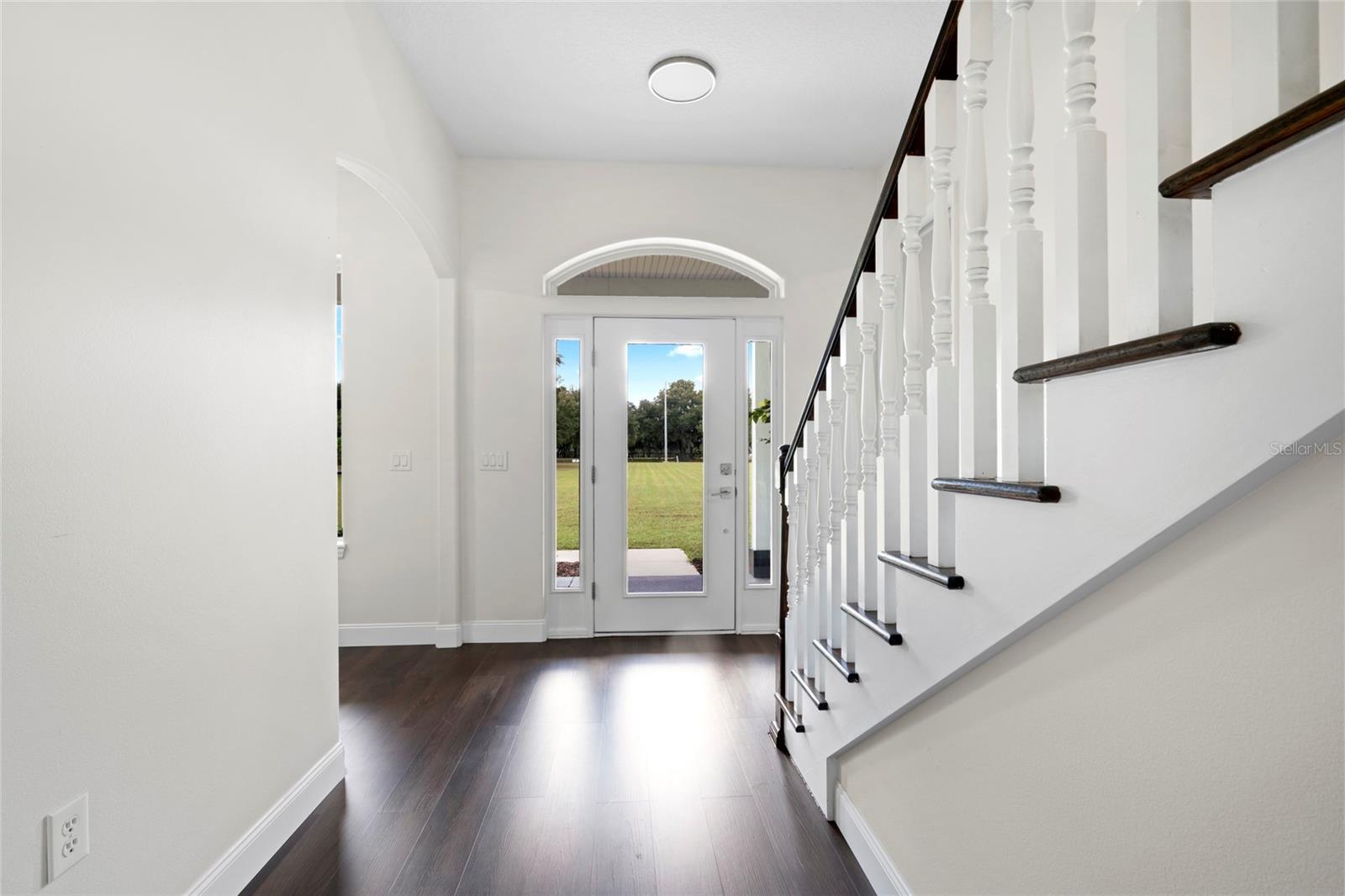 LAKE YALE COVE PH 01 - Residential Lease