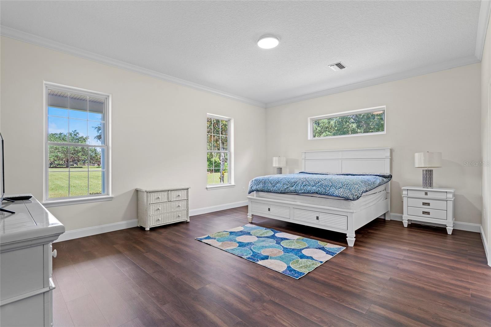 LAKE YALE COVE PH 01 - Residential Lease