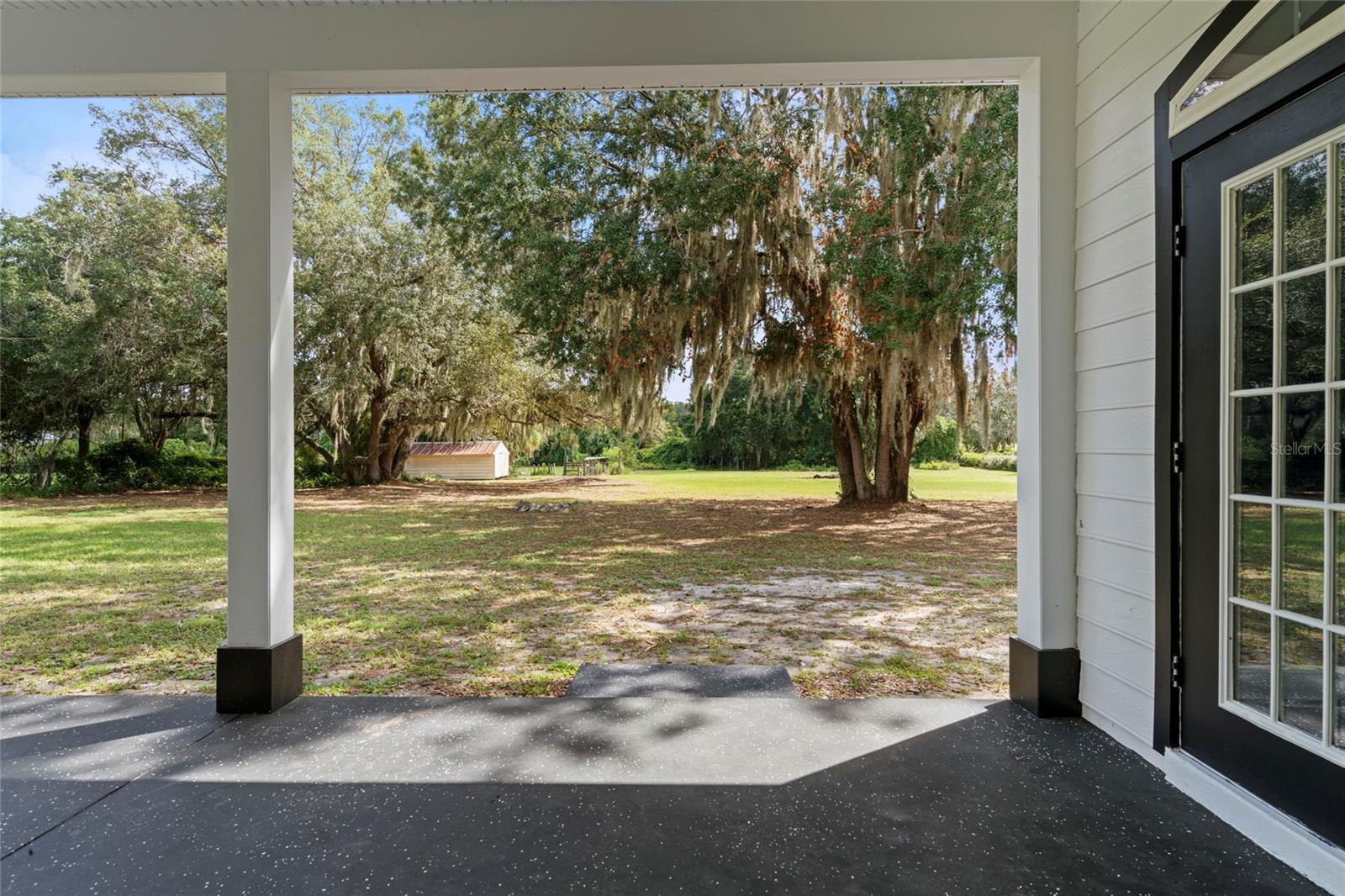 LAKE YALE COVE PH 01 - Residential Lease