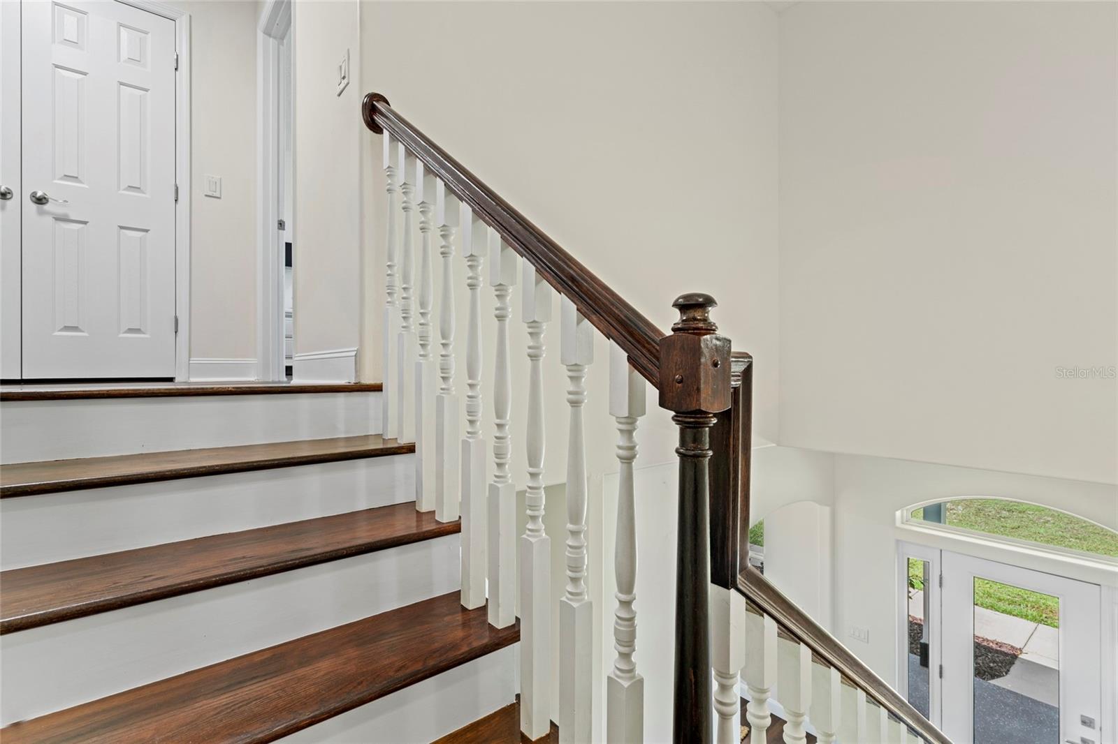 LAKE YALE COVE PH 01 - Residential Lease