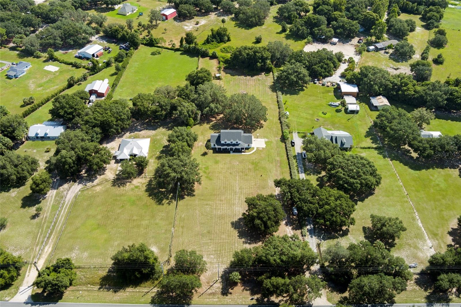 LAKE YALE COVE PH 01 - Residential Lease