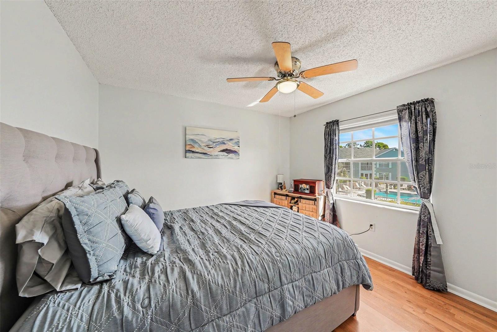 HILLSIDE CONDO - Residential