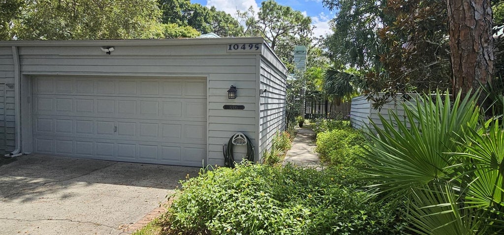 Photo of 10495 Longwood Drive, Largo, FL 33777 (MLS # TB8553149)