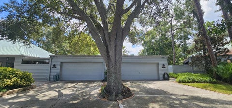 10495 Longwood Drive, Largo, FL 33777