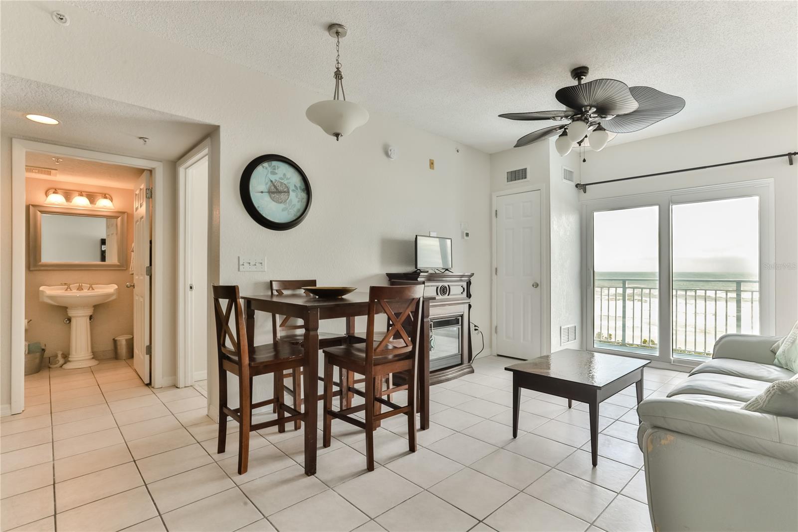 Coconut Palms Beach 02 Ph 04 - Residential