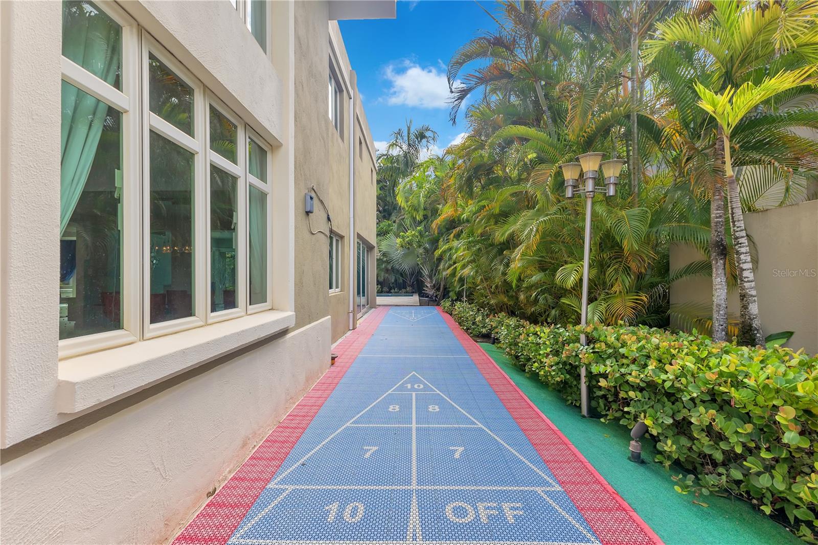 DORADO BEACH EAST - Residential