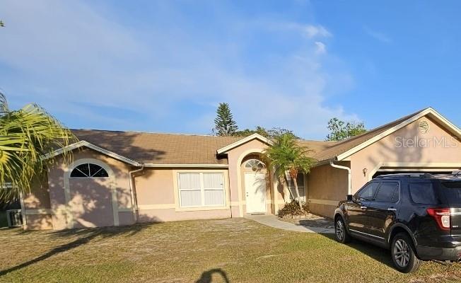 Excellent location. Nice room close to the airport and shopping mall.