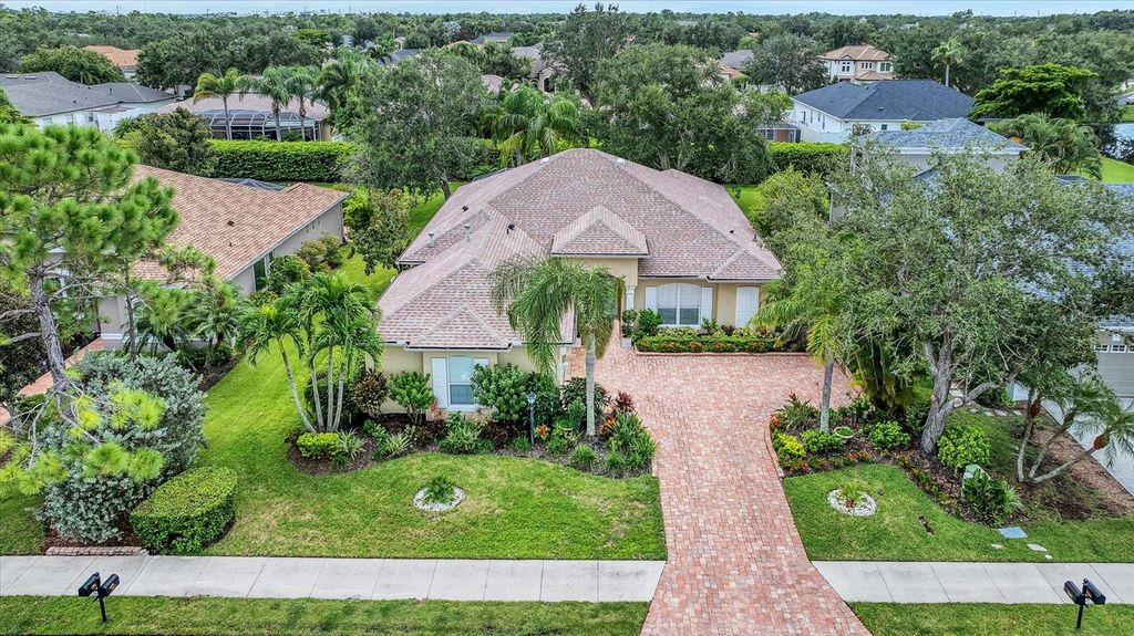 Photo of 7906 Ashley Circle, University Park, FL 34201 (MLS # A4663749)