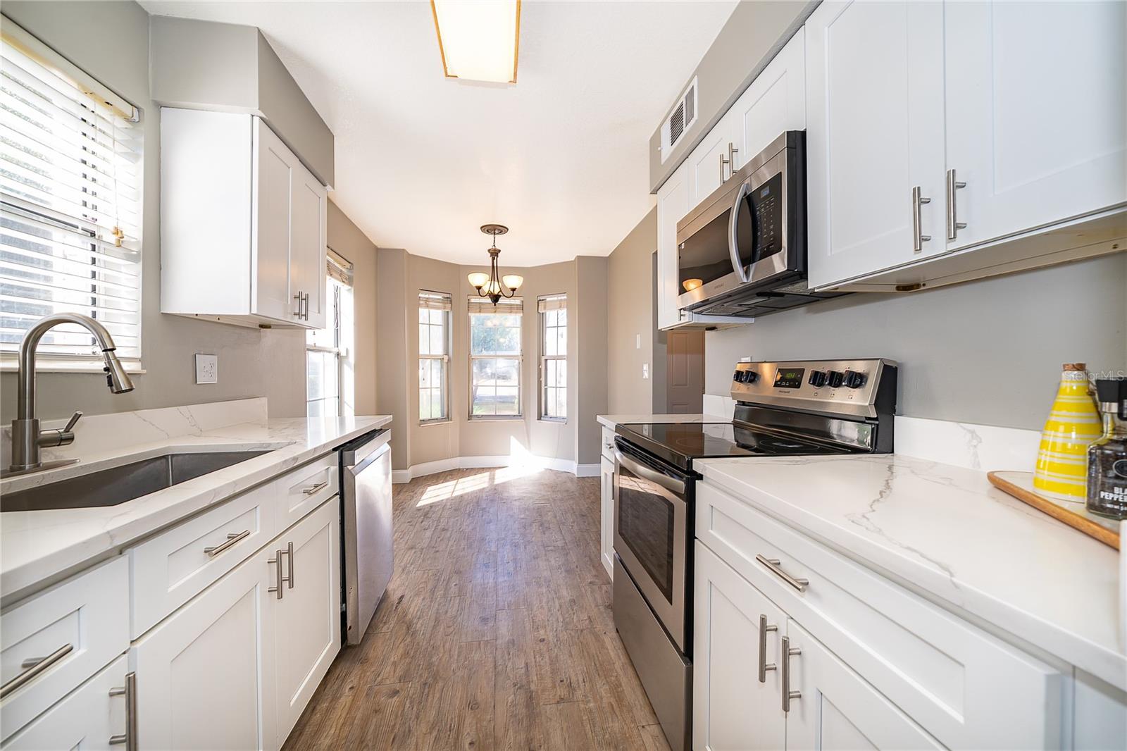 COACH HOMES AT MARINERS VILLAGE - Residential